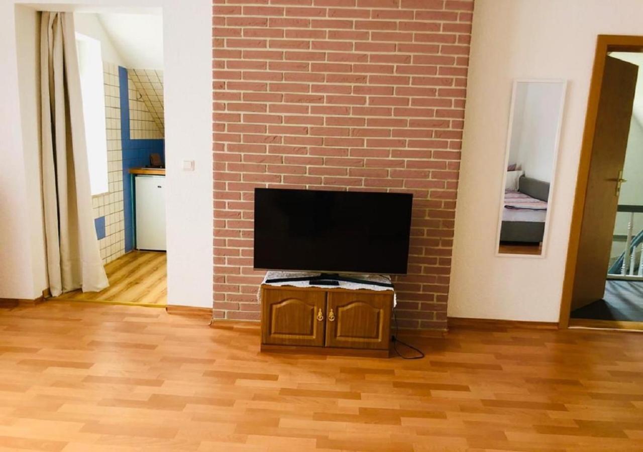 Ferienhof - Ferienwohnung Gadebusch Ngoại thất bức ảnh